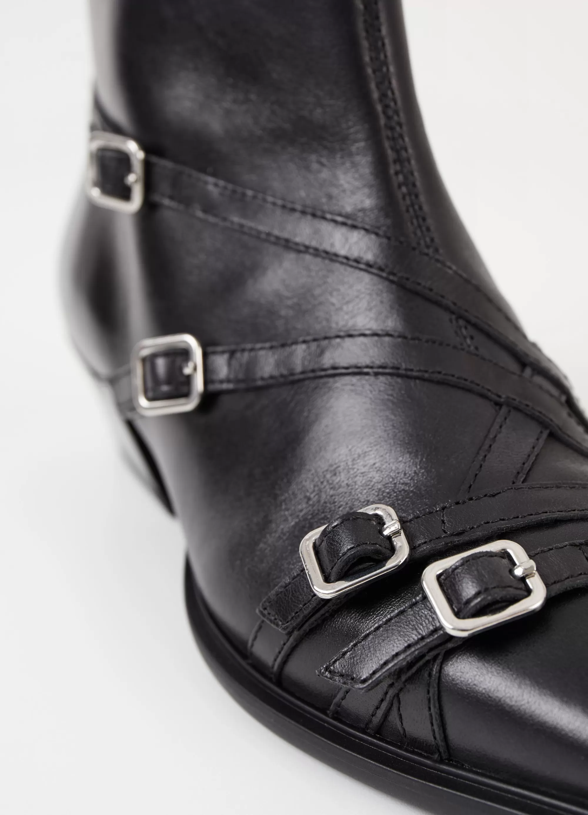 CASSIE BOOTS*Vagabond New