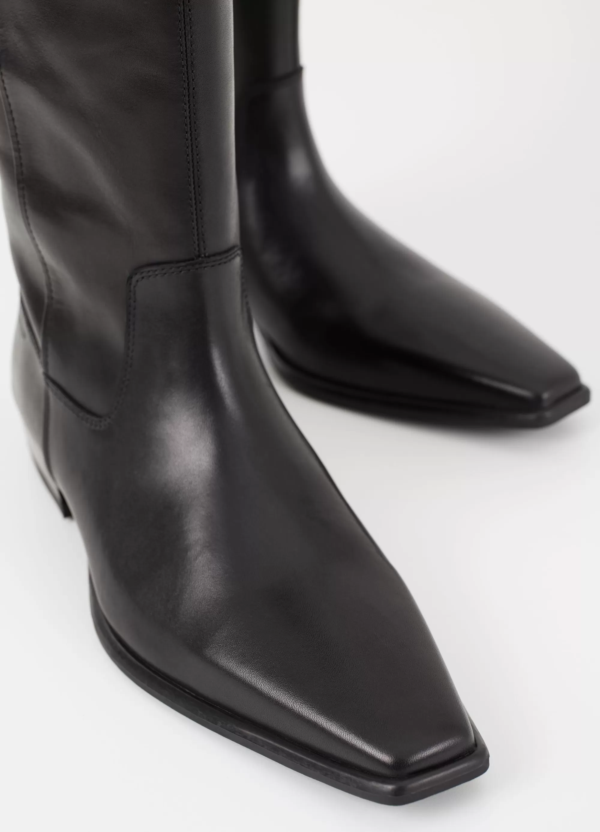 NELLA BOOTS*Vagabond New